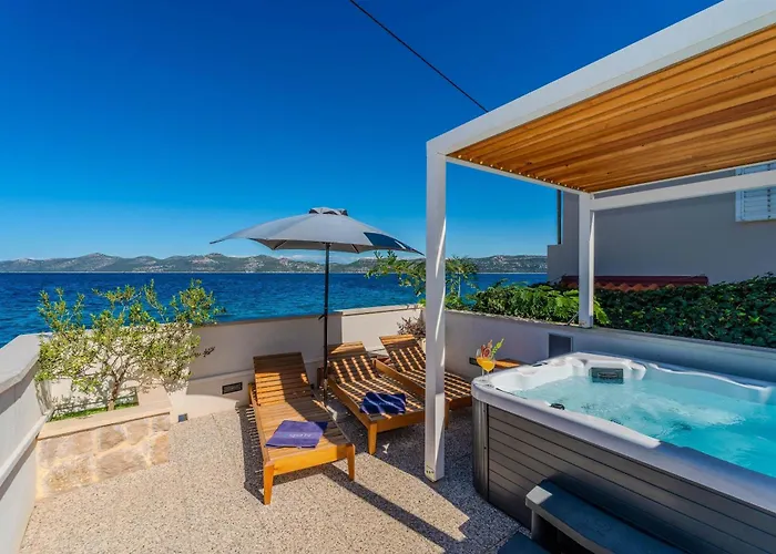 Апартаменты Iva *