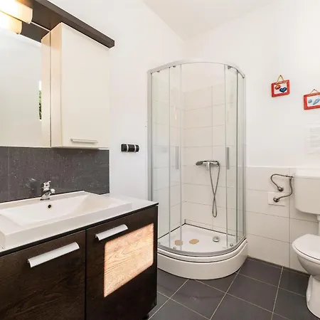 Iva Apartmán Veli Iž